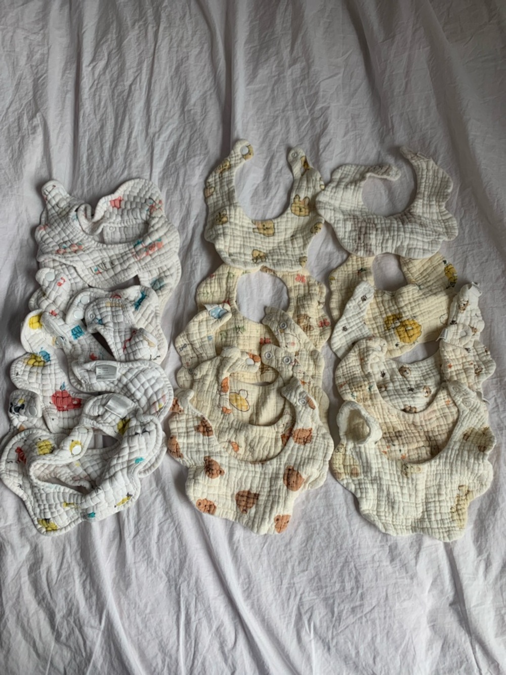 Neutral Muslin Baby Bib Set